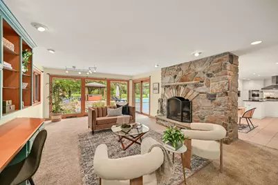 7550 N Pheasant Ln, River Hills, WI 53217 - Photo 8