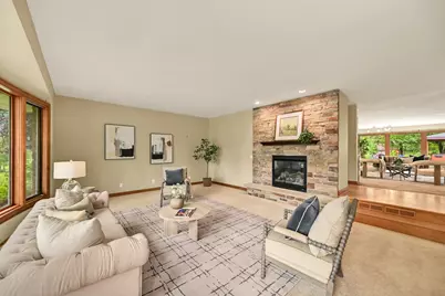 7550 N Pheasant Ln, River Hills, WI 53217 - Photo 6