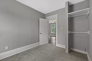 509 Parkview Dr, Racine, WI 53404 - Photo 12