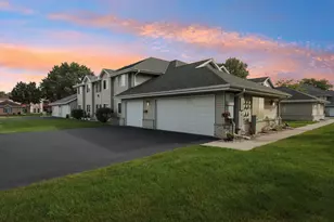 6155 S Creekside Dr, Cudahy, WI 53110 - Photo 28