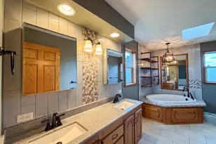 18231 Co Hwy T, Adrian, WI 54660 - Photo 16