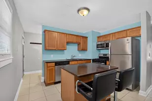 12515 41st Ave, Pleasant Prairie, WI 53158 - Photo 8
