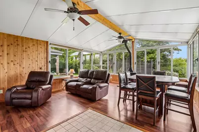 13716 W Lilac Ln, New Berlin, WI 53151 - Photo 6