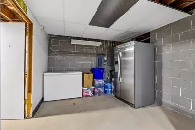 13716 W Lilac Ln, New Berlin, WI 53151 - Photo 26
