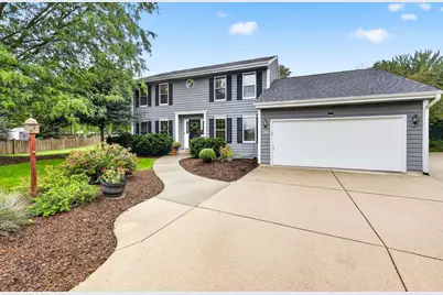 W148N7167  Terriwood Ct, Menomonee Falls, WI 53051 - Photo 2