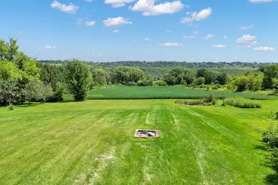 6386  Alpine Dr, Addison, WI 53095 - Photo 2