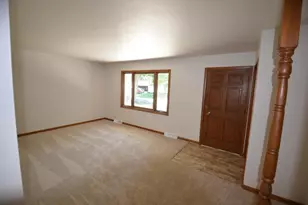 442 S Buckingham Blvd, Whitewater, WI 53190 - Photo 12