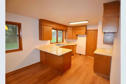 442 S Buckingham Blvd, Whitewater, WI 53190 - Photo 6