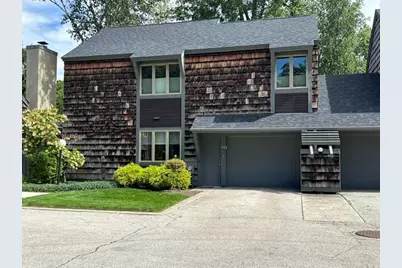 115  Woodfield Ct, Racine, WI 53402 - Photo 1
