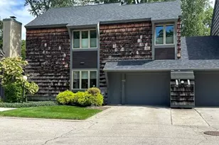 115 Woodfield Ct, Racine, WI 53402 - Photo 1
