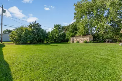 7227 S 37th Pl, Franklin, WI 53132 - Photo 22