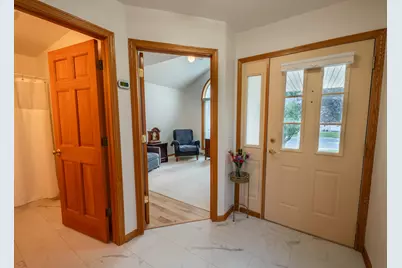 1528  Quietwood Ln, West Bend, WI 53090 - Photo 32
