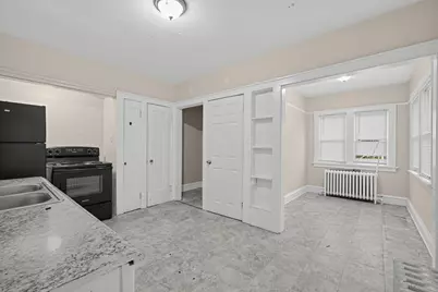 2718 N 46th St, Milwaukee, WI 53210 - Photo 8