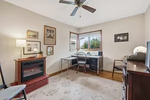 3744 S Sunset Dr, Milwaukee, WI 53220 - Photo 18