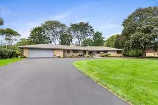 9345 N Thrush Ln, Bayside, WI 53217 - Photo 50