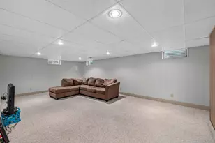 1123 Lake Shore Rd, Grafton, WI 53024 - Photo 32