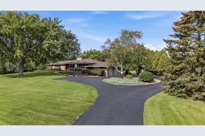 1123  Lake Shore Rd, Grafton, WI 53024 - Photo 2