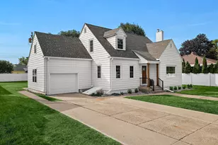 1208 Losey Blvd, La Crosse, WI 54601 - Photo 2