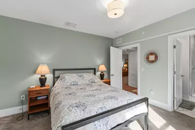 1042 E Juneau Ave #3, Milwaukee, WI 53202 - Photo 24