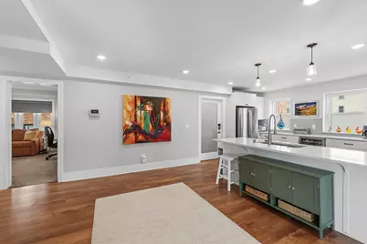 1042 E Juneau Ave #3, Milwaukee, WI 53202 - Photo 10