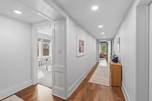 1042 E Juneau Ave, Milwaukee, WI 53202 - Photo 18