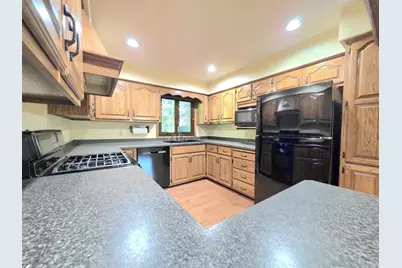 723  Wilson Ave, Sheboygan Falls, WI 53085 - Photo 10