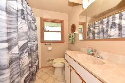 8136 W Clovernook St, Milwaukee, WI 53223 - Photo 12