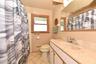 8136 W Clovernook St, Milwaukee, WI 53223 - Photo 12