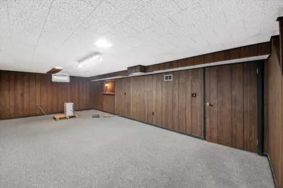 21120  Sierra Dr, Brookfield, WI 53045 - Photo 34