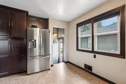 2617  Coolidge Ave, Racine, WI 53403 - Photo 10