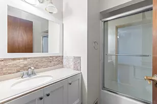 225 Heritage St, Belgium, WI 53004 - Photo 18