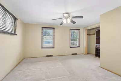 3718 S 85th St, Milwaukee, WI 53228 - Photo 12