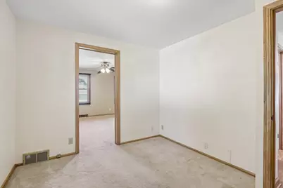 3718 S 85th St, Milwaukee, WI 53228 - Photo 16