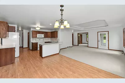 18  Cedar Ln, Elkhart Lake, WI 53020 - Photo 8