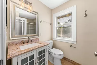 2263  Ludington Ave, Wauwatosa, WI 53226 - Photo 30