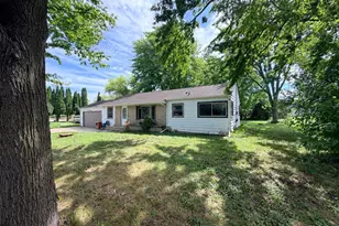 523 E Schowalter St, Saukville, WI 53080 - Photo 1