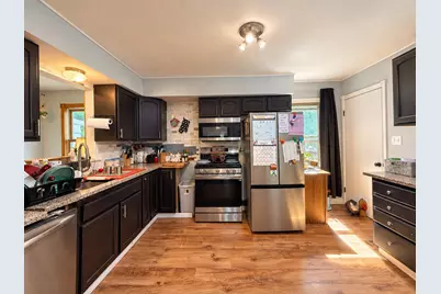 523 E Schowalter St, Saukville, WI 53080 - Photo 6