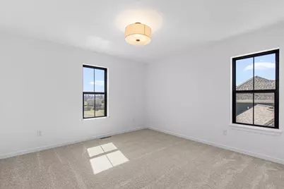 805  Viewpoint Ave, Waukesha, WI 53188 - Photo 22