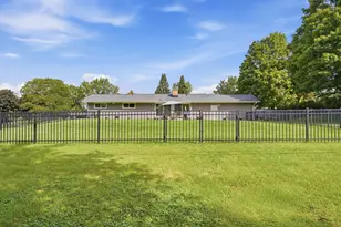 14465 Lindsay Dr, Brookfield, WI 53005 - Photo 42