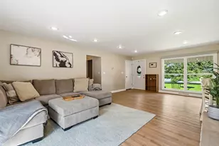 14465 Lindsay Dr, Brookfield, WI 53005 - Photo 24