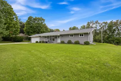 14465  Lindsay Dr, Brookfield, WI 53005 - Photo 12