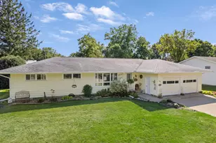 415 Garfield Ave, Sparta, WI 54656 - Photo 1