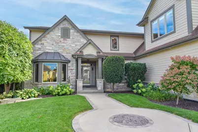 11011 W Meadowcreek Dr, Milwaukee, WI 53224 - Photo 50
