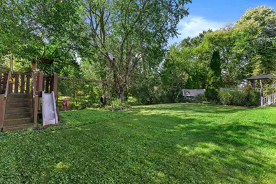 4349  Woodbury Ln, Racine, WI 53403 - Photo 36