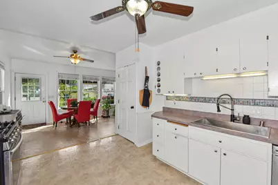 209 E Montana St, Milwaukee, WI 53207 - Photo 22