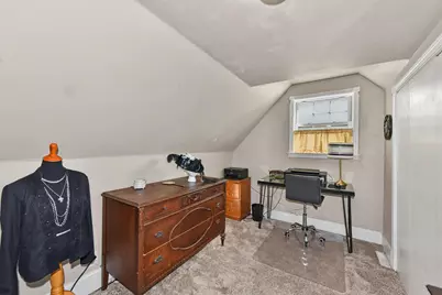 209 E Montana St, Milwaukee, WI 53207 - Photo 16