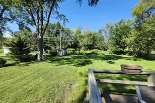 408 Oakhurst Ave, Racine, WI 53182 - Photo 26