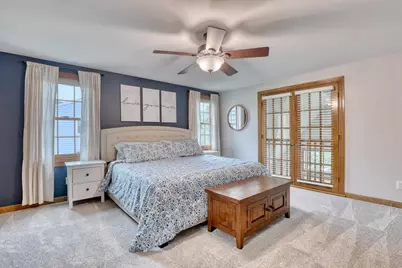 W241N5923  Goldencrest Ct, Sussex, WI 53089 - Photo 20