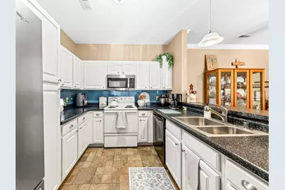 2740  Northview Rd #100, Waukesha, WI 53188 - Photo 12