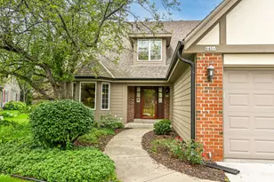 645 Willowick Ct, Brookfield, WI 53045 - Photo 2